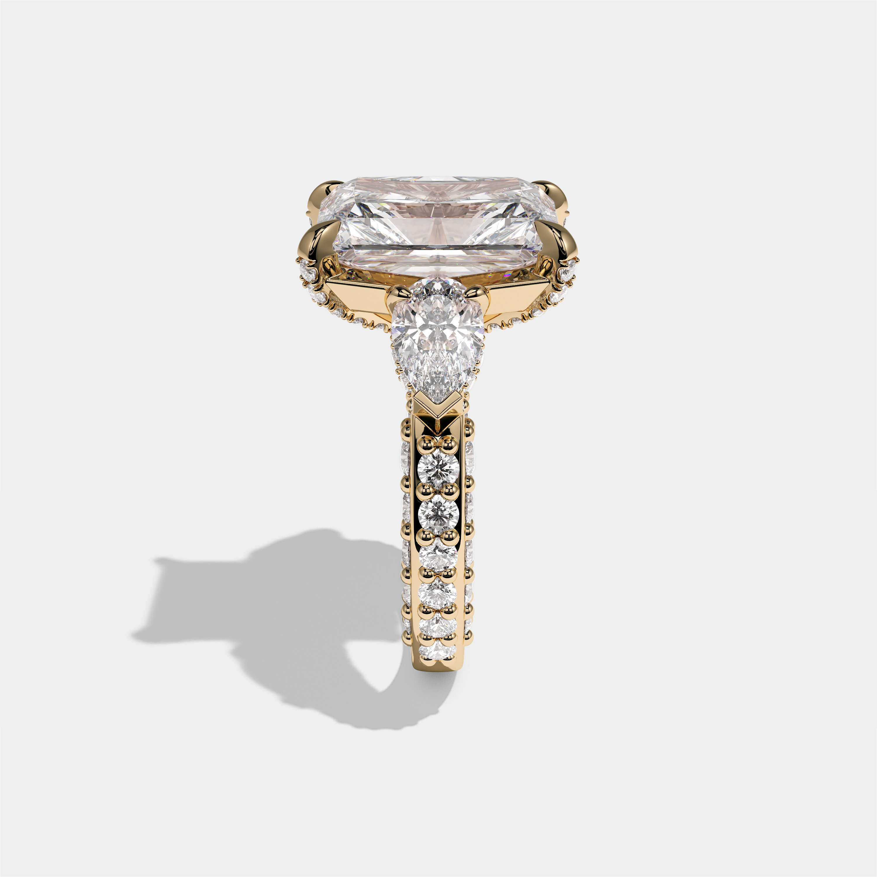 Hannah Eclat Kingsbridge Diamond Radiant Halo Engagement Ring 18K Yellow Gold 15.00ct