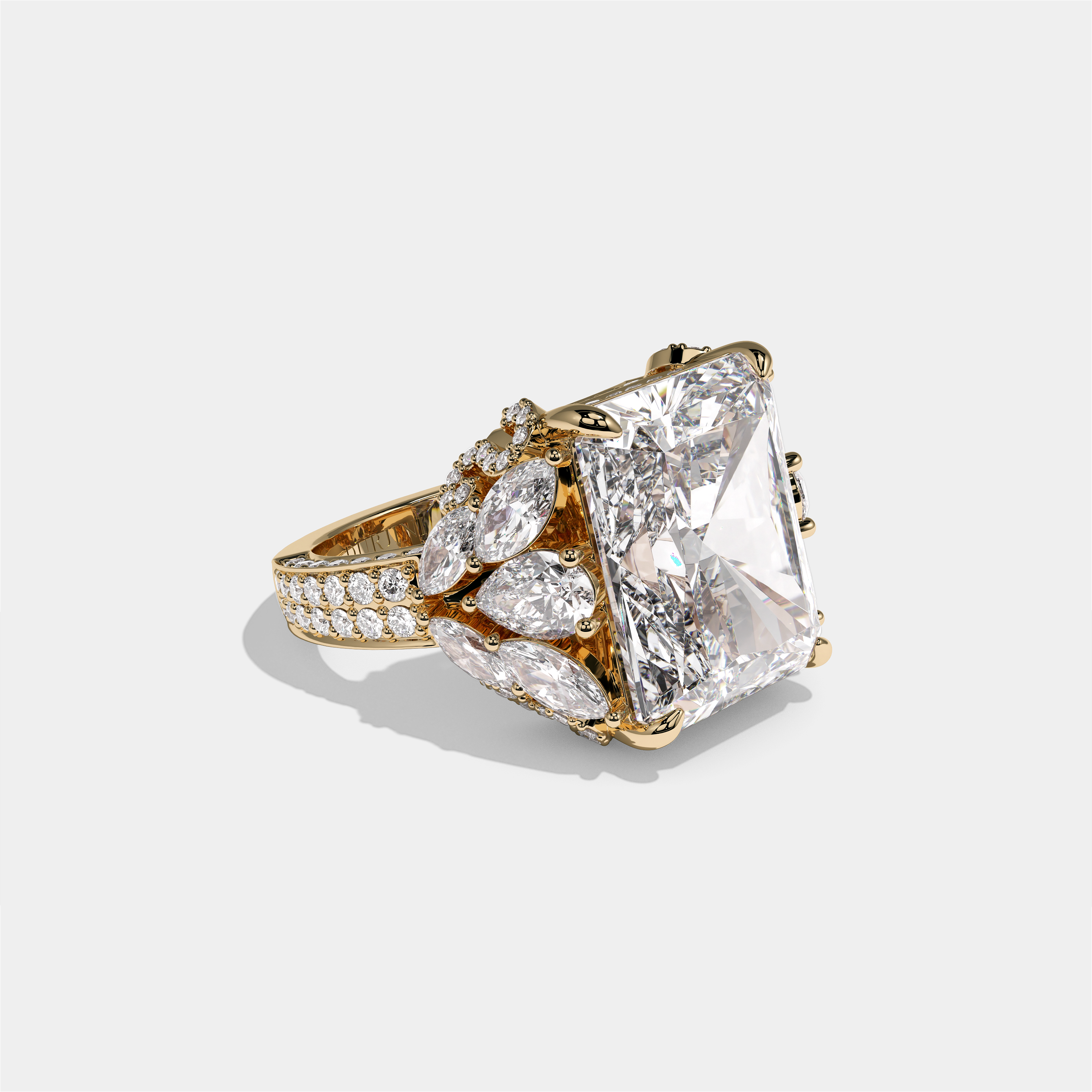 Keren Kingsleigh Diamond Radiant Halo Engagement Ring 18K Yellow Gold 37.00ct