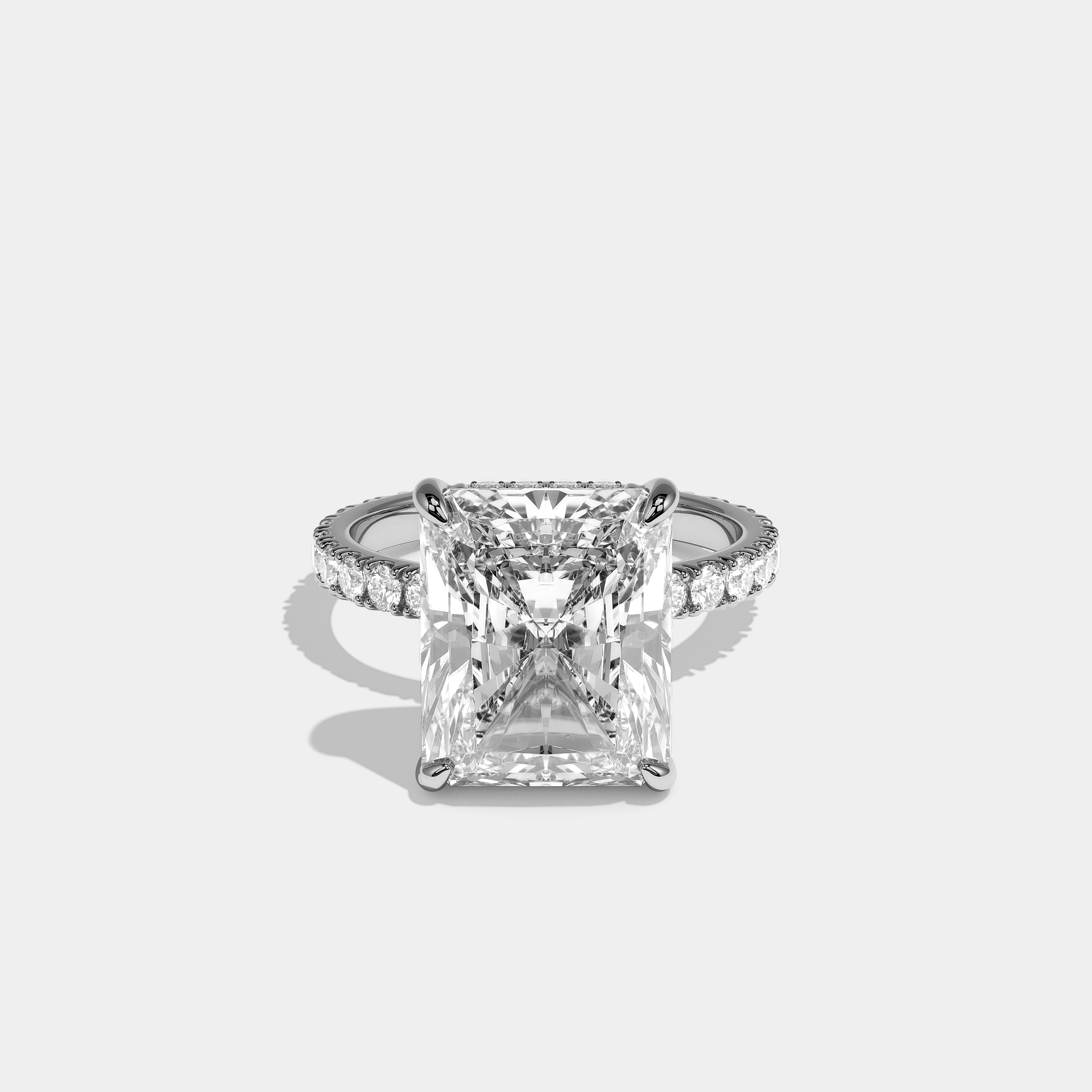 Isolene Étoile Diamond Radiant Halo Engagement Ring 18K White Gold 14.00ct