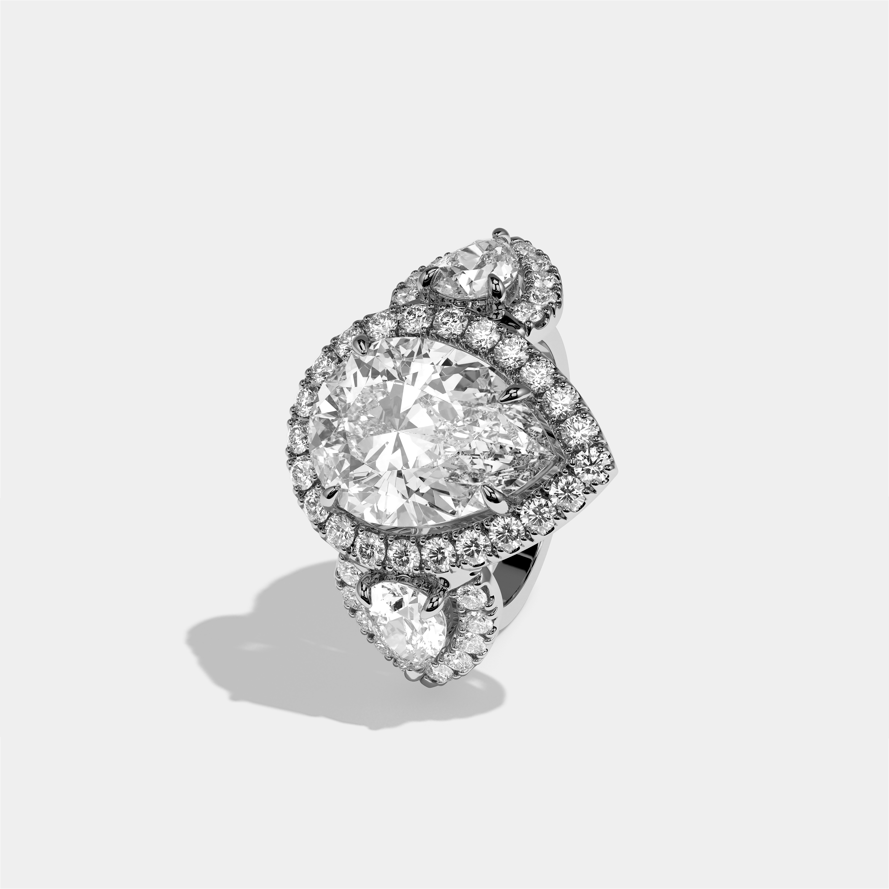 Dorothea Élégance Diamond Pear Halo Engagement Ring 18K White Gold 16.00ct