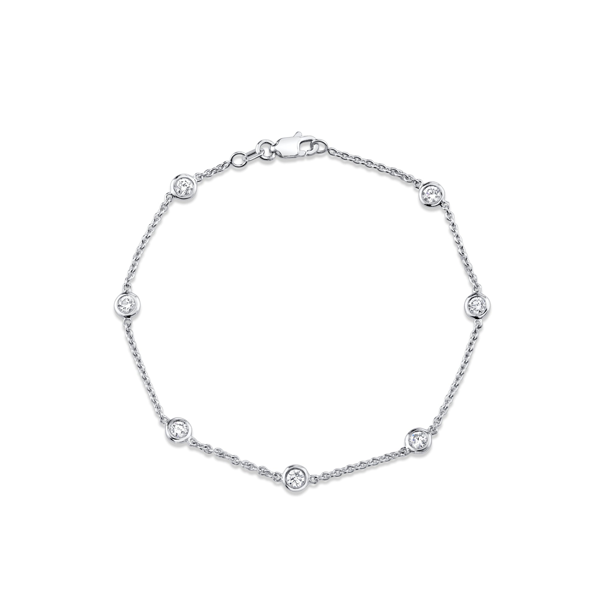 Precious Metal:18k White Gold;Total Carat Weight:0.7 CTW