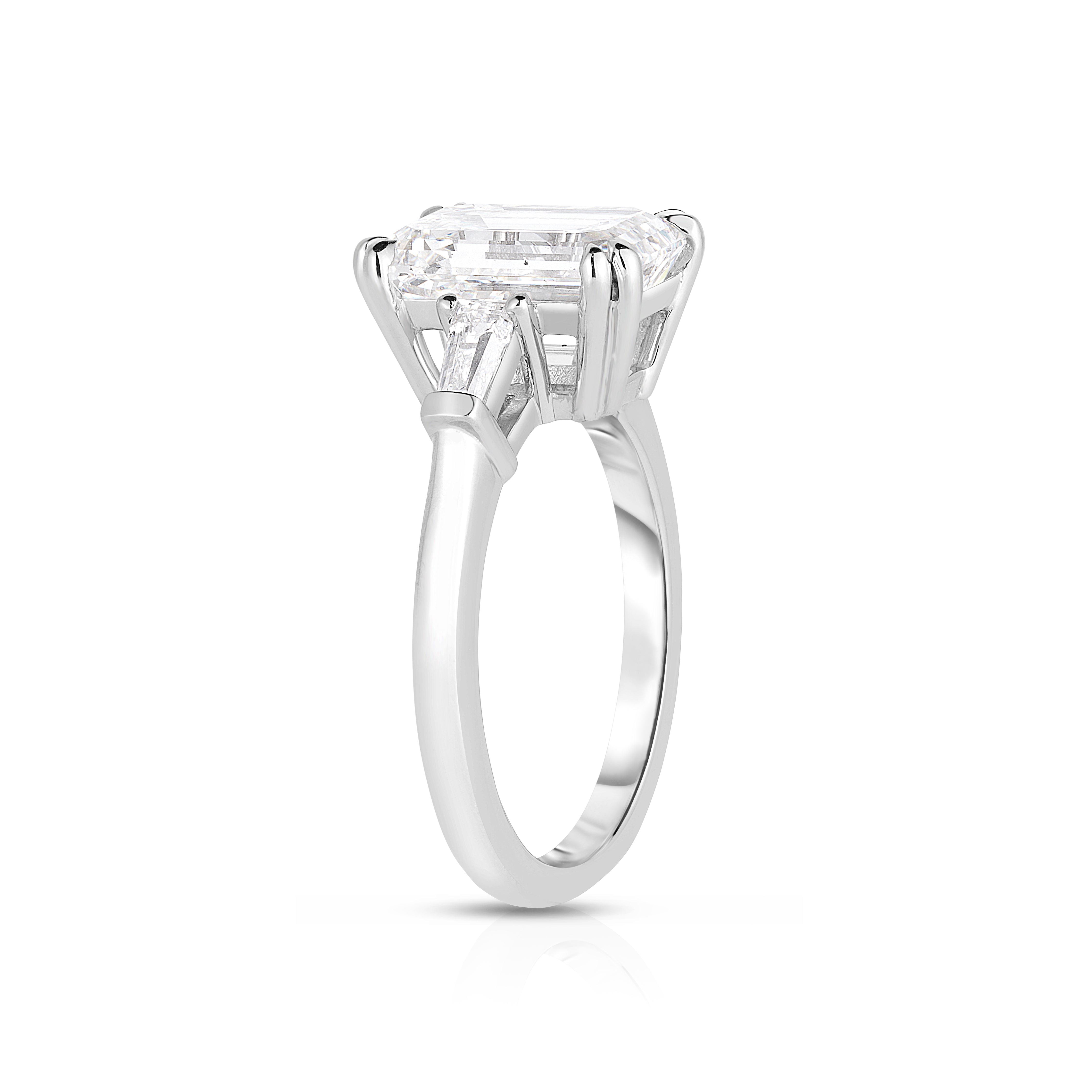 4.00 Carat Lab Diamond Emerald Cut Diamond Engagement Ring