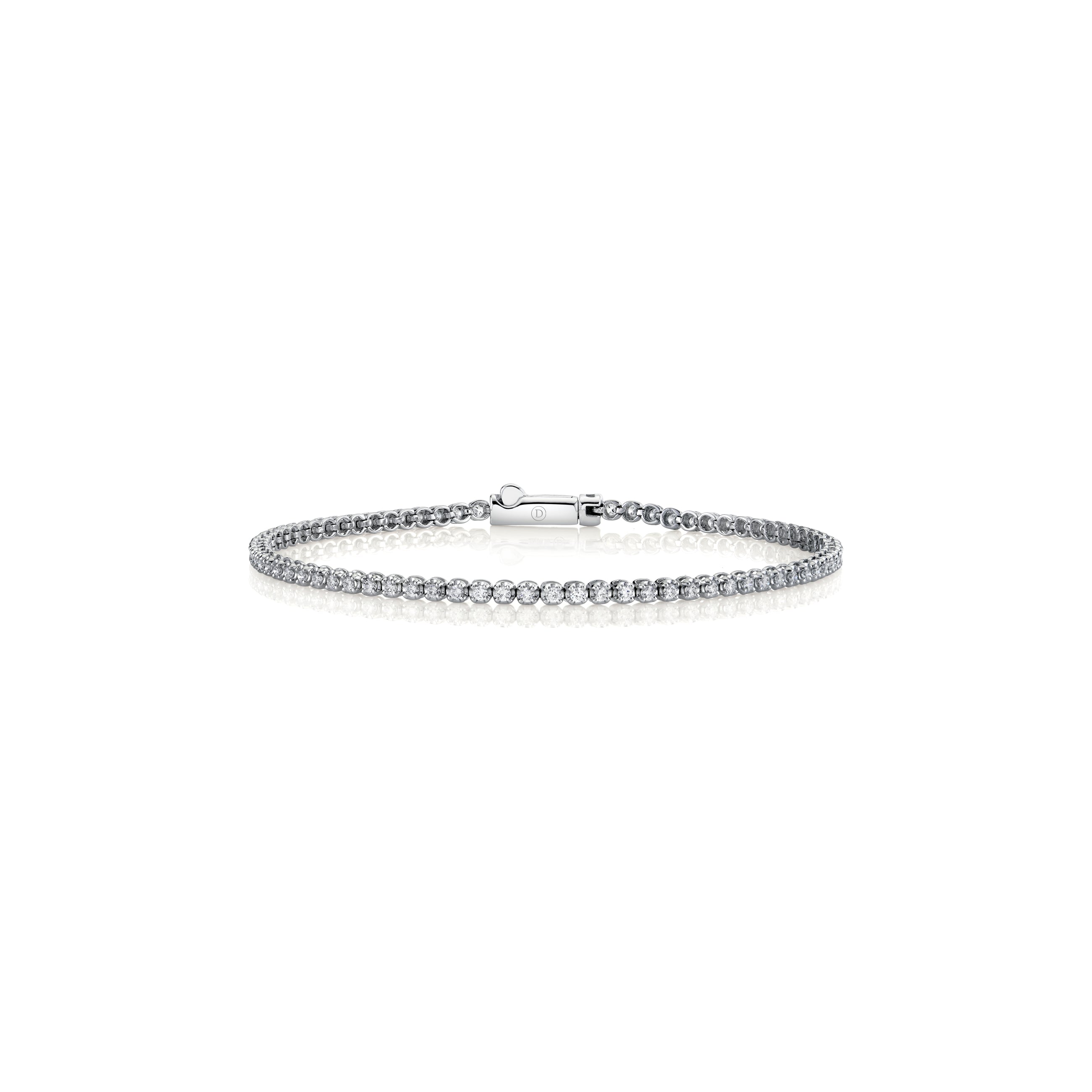 Precious Metal:18k White Gold;Total Carat Weight:1 CTW