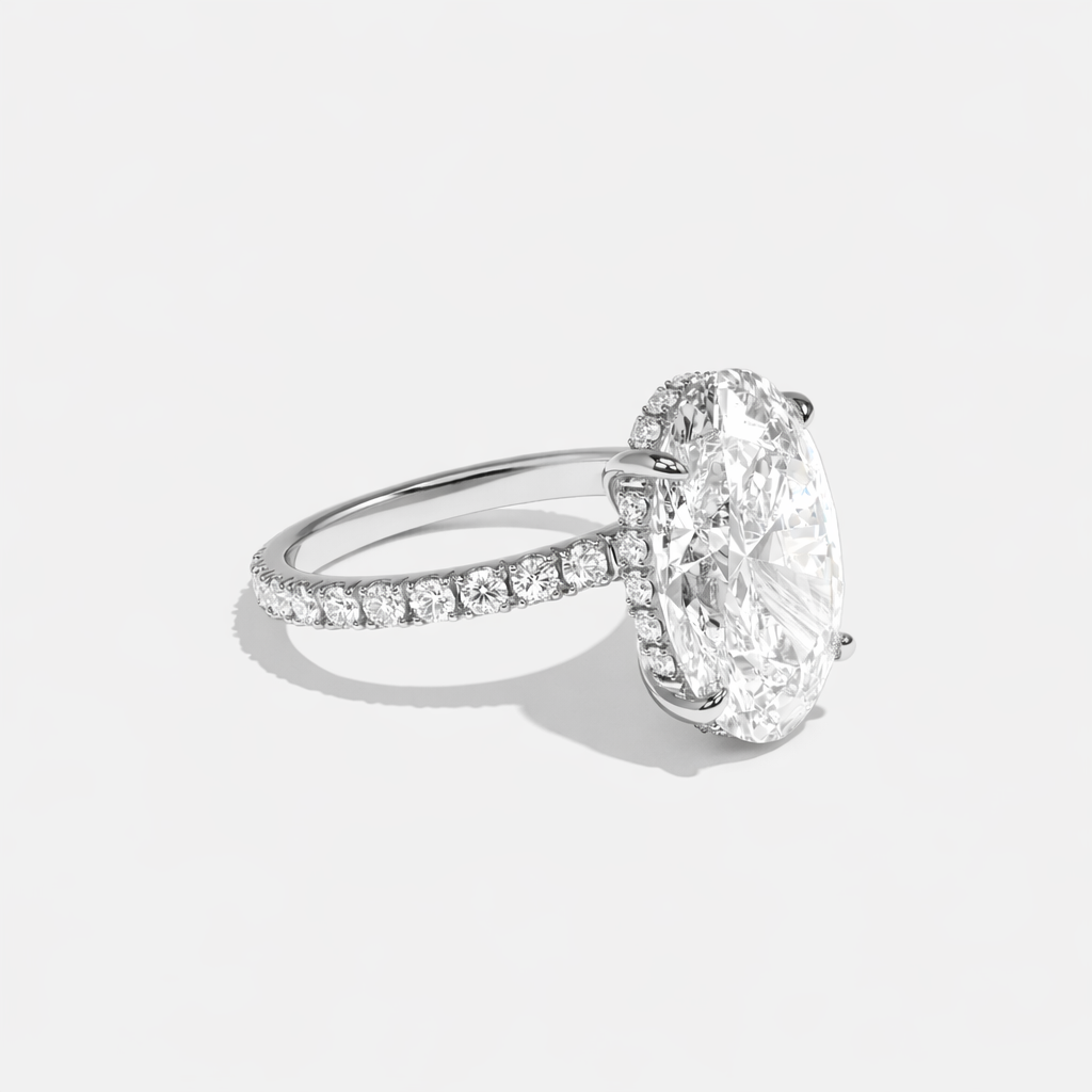 Auréole Oval Engagement Ring