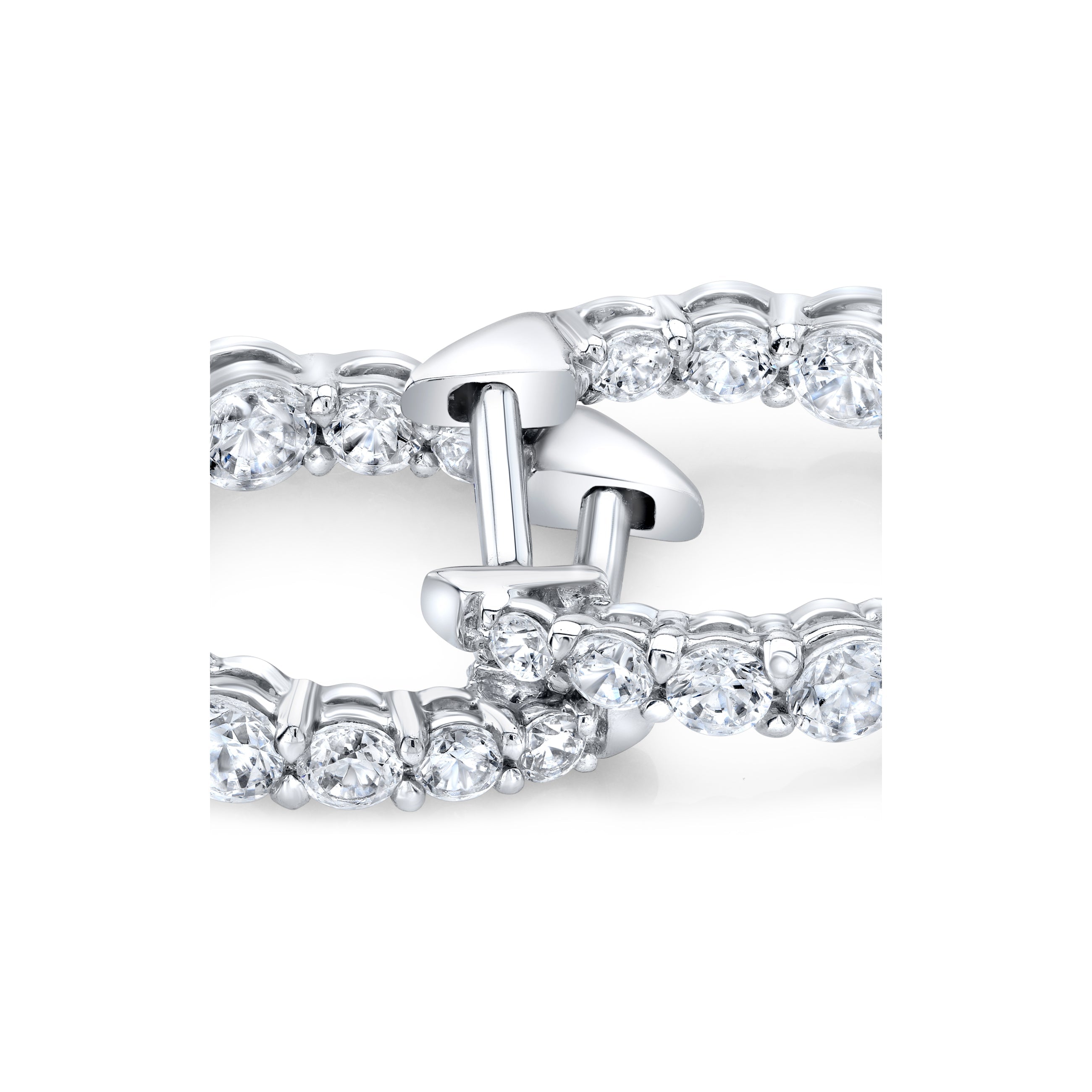 Olivia Lab Diamond Graduated Huggies
