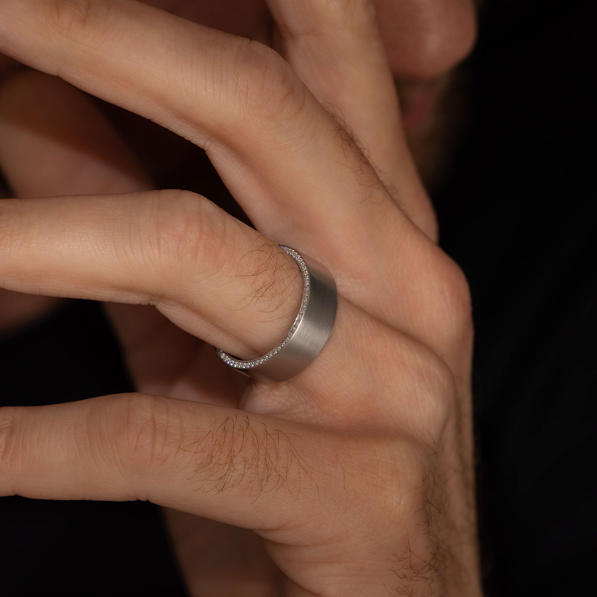 Hayden Flat 7.5mm Band