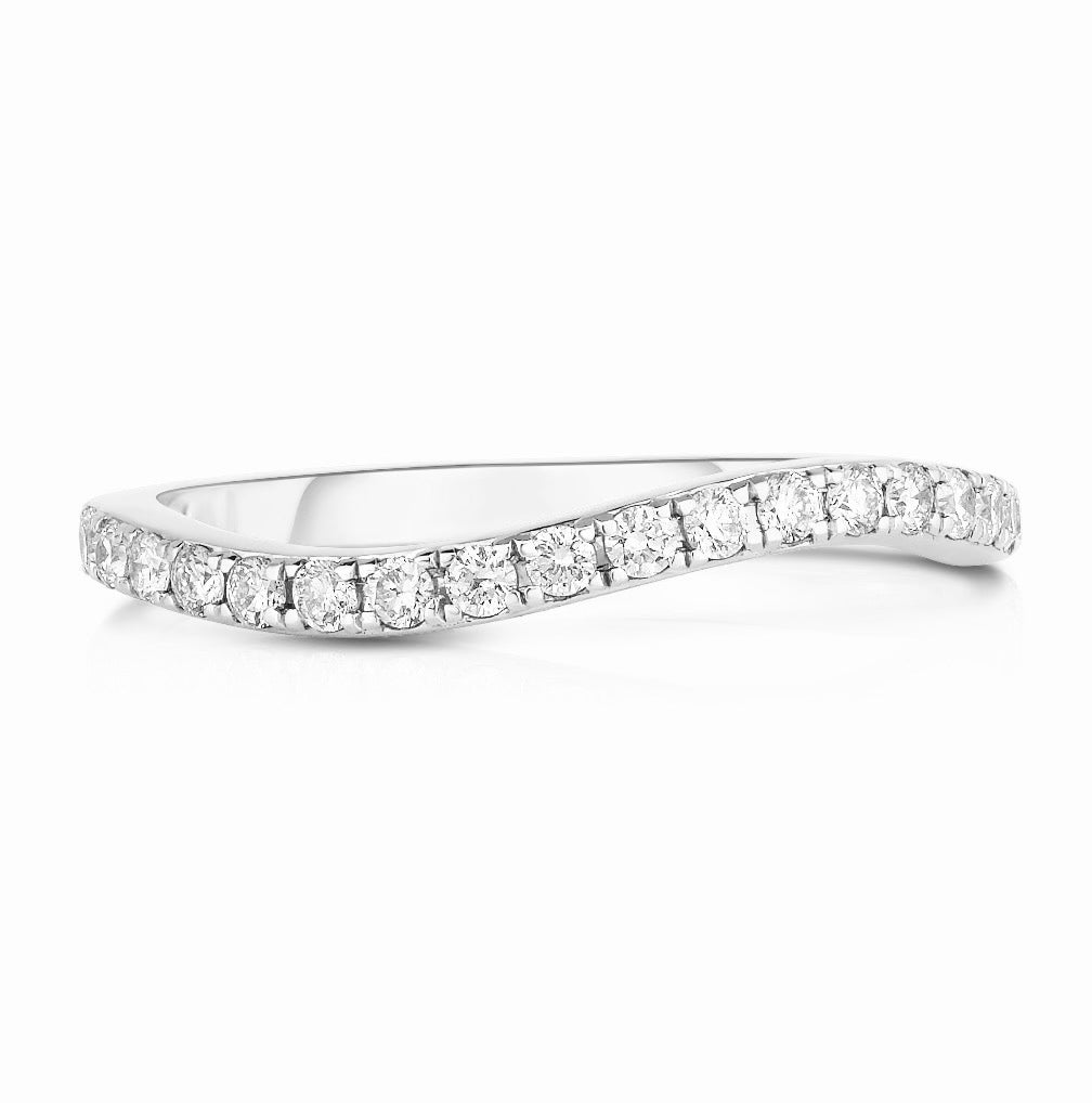 Diamond Pave Curve Pinky Ring